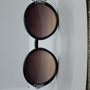 Round Glam Sunnies